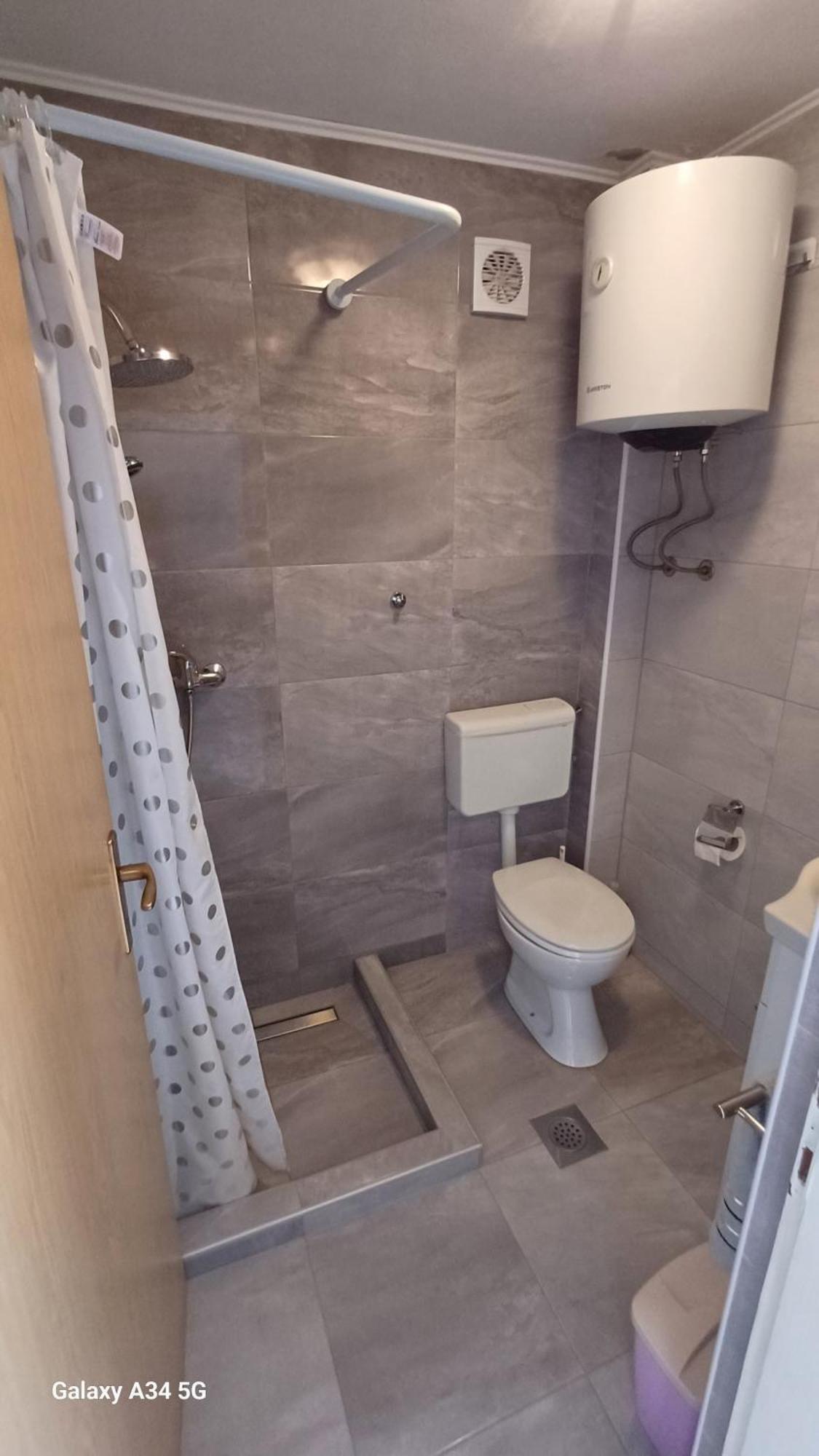 Leo Apartment Vir Bagian luar foto